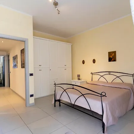 Moderno 90 M Osp. Torregalli, Wifi Appartement